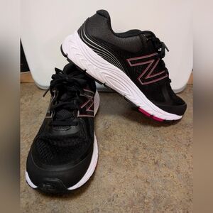 New Balance 840 Men's Running Shoes - Black/Red/Silver
